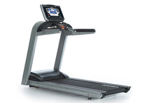 Load image into Gallery viewer, Landice L7 Club Treadmill