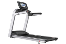 Load image into Gallery viewer, Landice L7 Treadmill (π FALL CLEARANCE SALE - Free Ortho Belt)