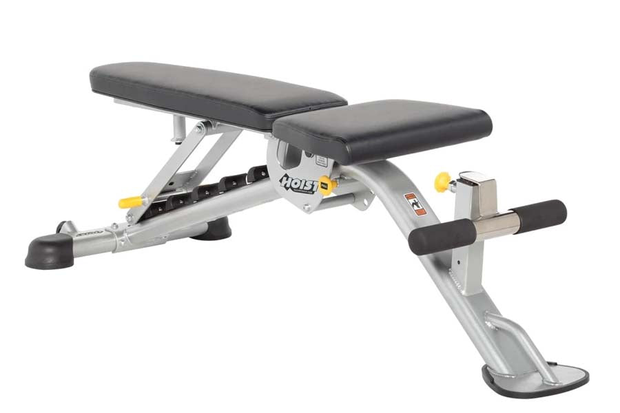 Hoist bench with leg extension clearance