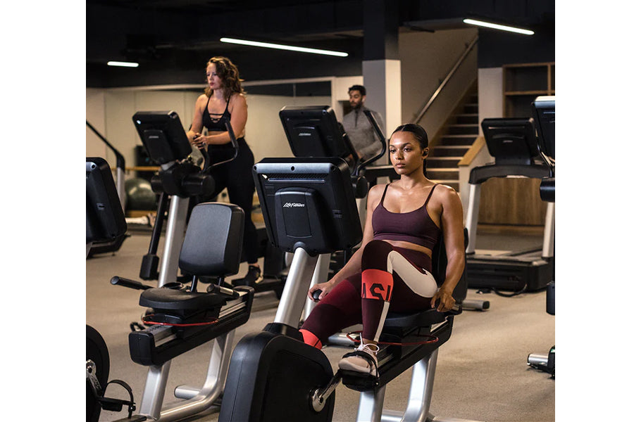 Life Fitness Club Series + (Plus) Recumbent Lifecycle Bike (DEMO) (💥MEMORIAL SALE)