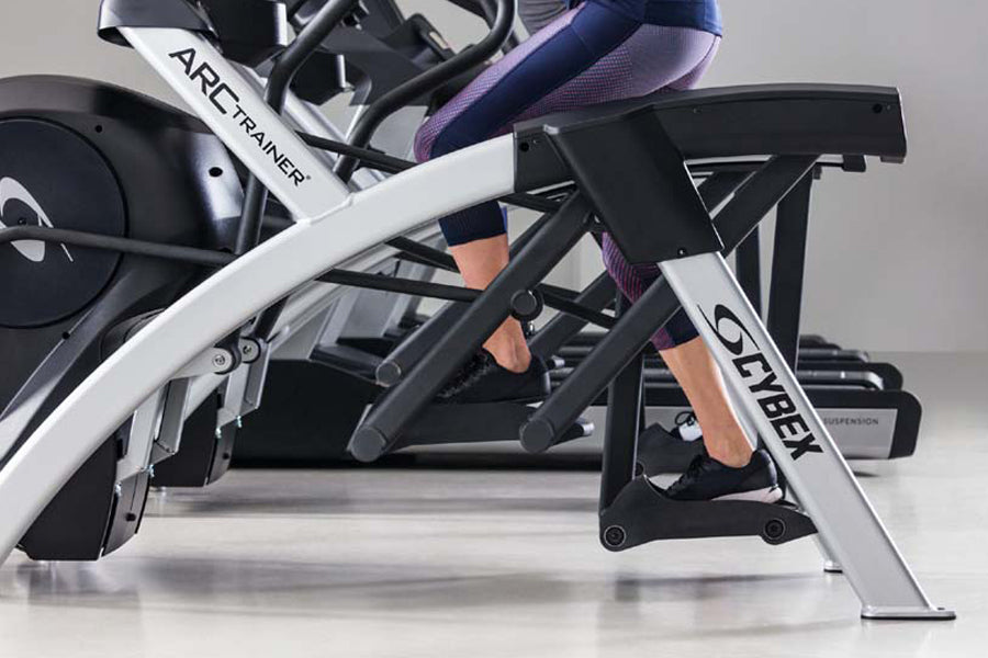 Cybex R Series Total Body Arc Trainer – 360 Fitness Superstore
