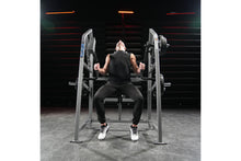 Load image into Gallery viewer, Hammer Strength Plate-Loaded 4 Way Neck
