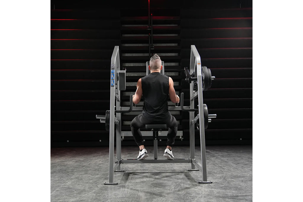 Hammer Strength Plate-Loaded 4 Way Neck
