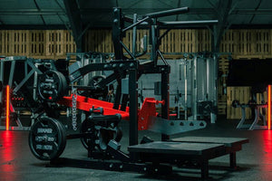 Hammer Strength Plate-Loaded Belt Squat Machine
