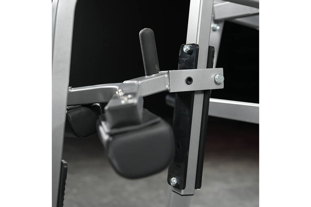 Hammer Strength Plate-Loaded Iso-Lateral Wide Pulldown