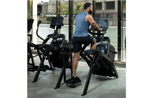 Life Fitness Lower Body Arc Trainer Elliptical