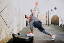 Load image into Gallery viewer, Power Plate Pro5HP Full Body Vibration Trainers (💥BLACK FRIDAY SALE)
