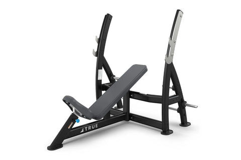 TRUE XFW-7200 Incline Press Bench With Plate Holders