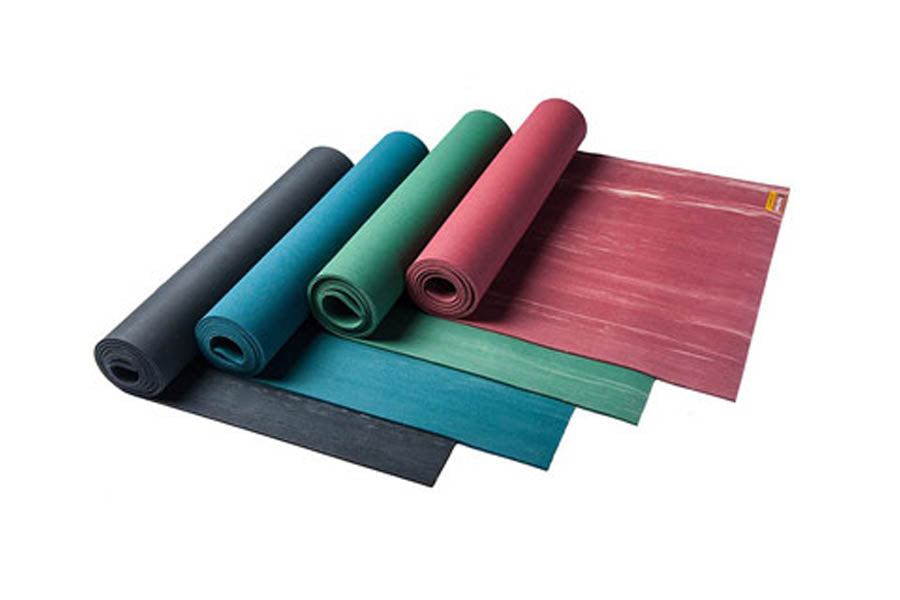 Hugger mugger top yoga mat
